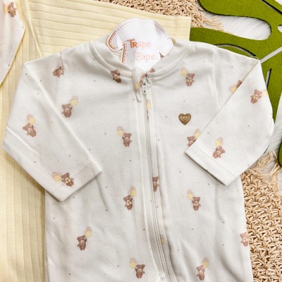 Kit 2 Macacões + Babador Bandana Ursinho e Canelado - Amarelo e Off White